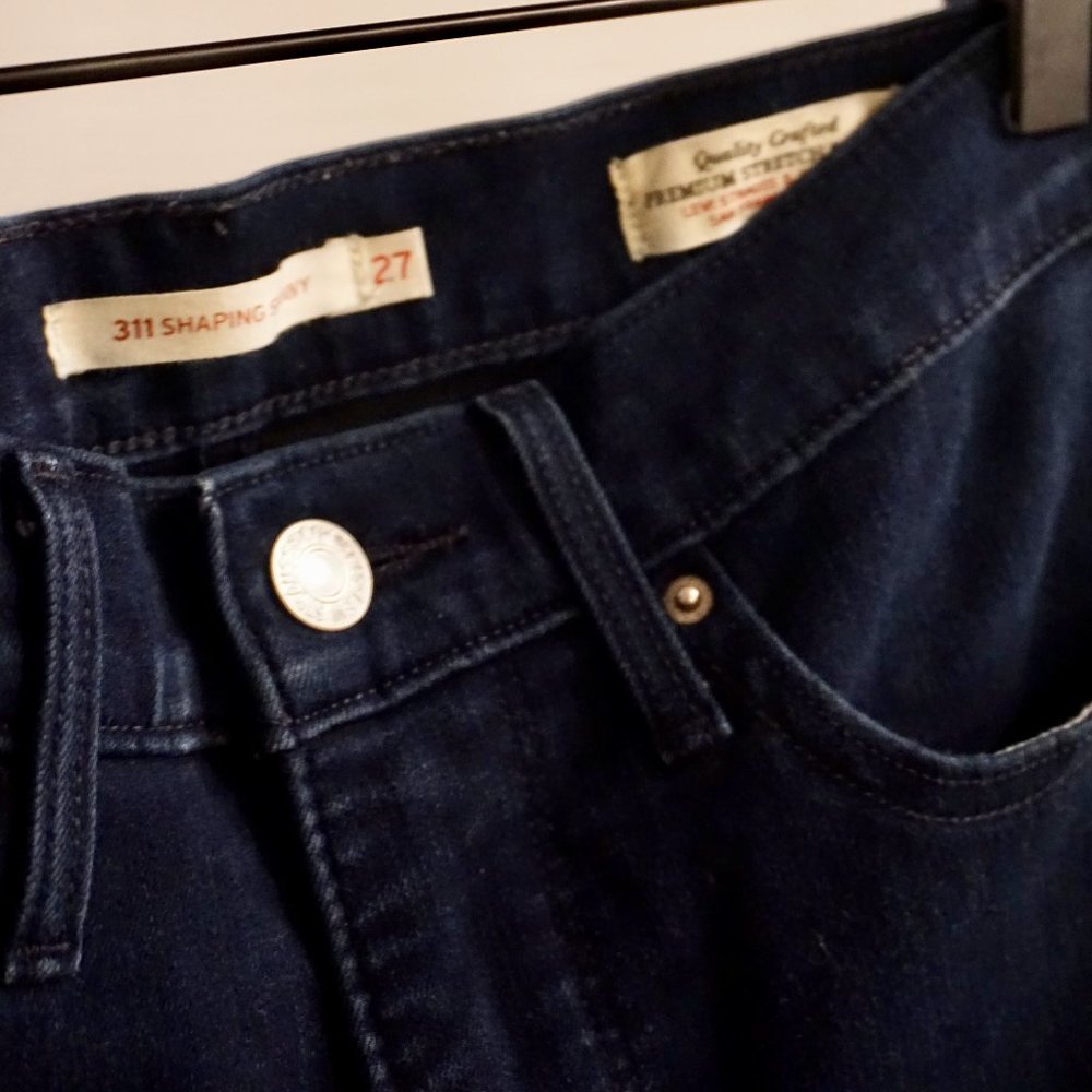 Levis Dark blue 311 Shaping skinny jeans